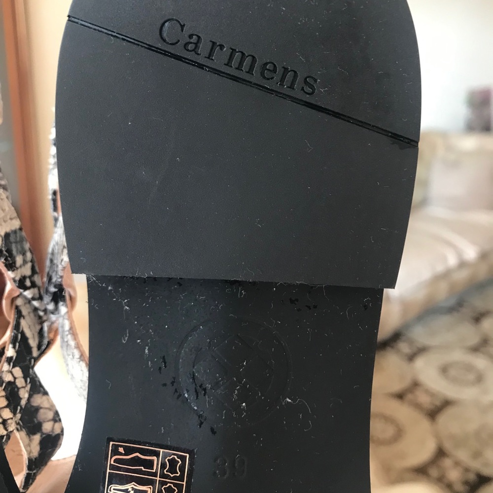 Sandals - Picture 6 of 6